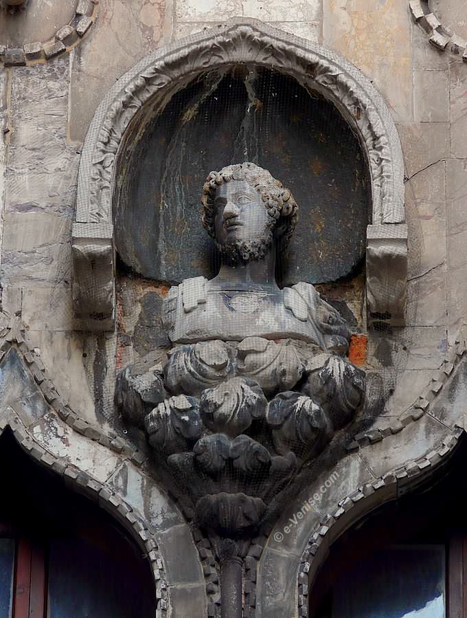 statue de l'empereur Romain Lucius Verus du II-IIIème siècle calle detta Bon à Venise