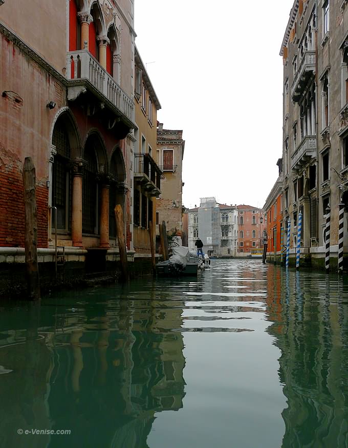 rio de San Polo à Venise