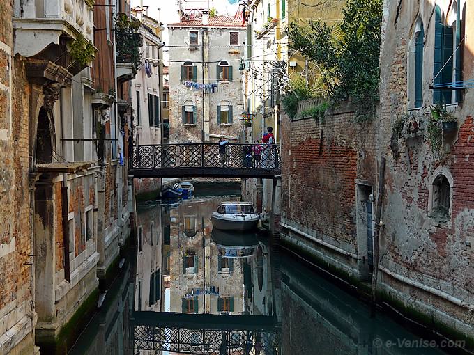 rio de San Martin à Venise, pont de l'Arco