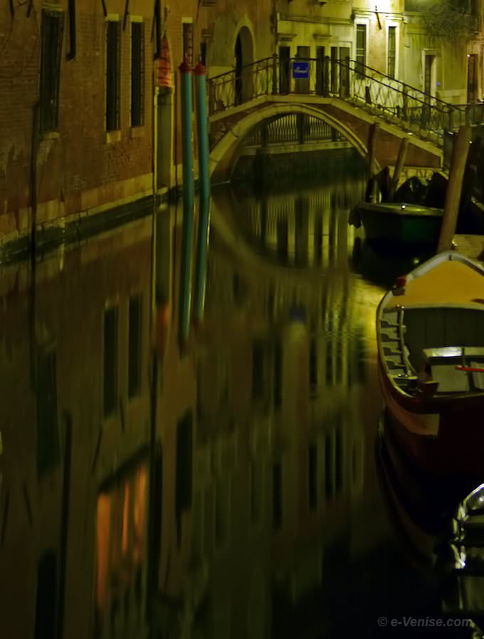 pont del Diavolo sur le rio de San Provolo à Venise