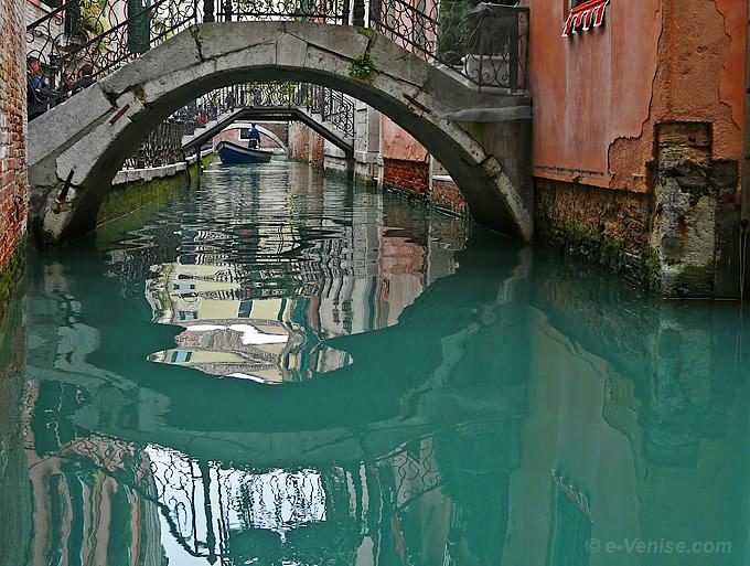 rio de Zanivono dans le Castello à Venise
