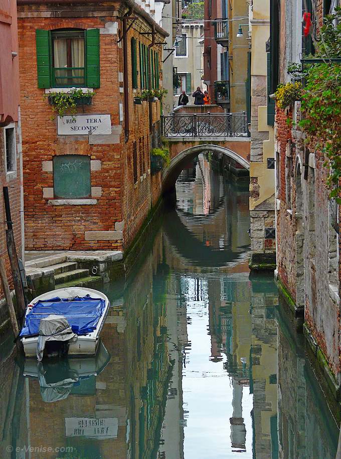 pont del Modena sur le rio de San Boldo dans le sestiere de Santa Croce à Venise
