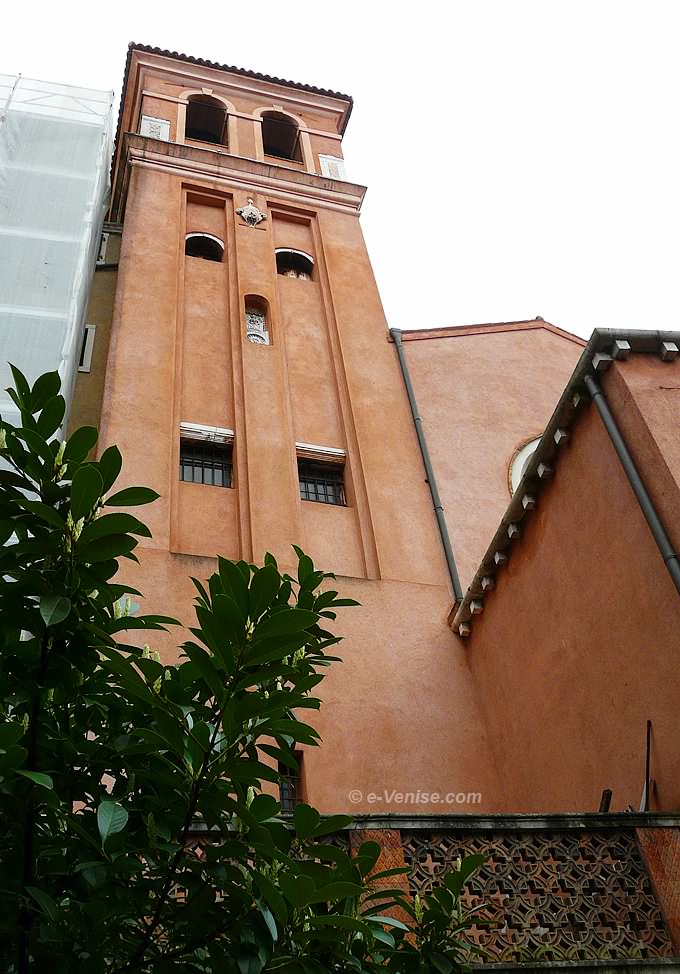 La tour carrée du Campanile de San Felice à Venise