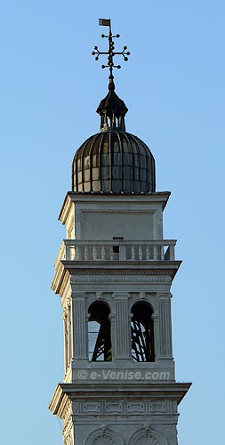 La cellule et la coupole du Campanile des Greci de Venise