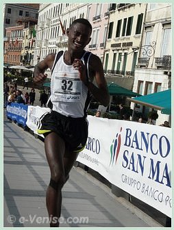 Abdi Kidane Gemechu arrivé 3e du 23e Marathon de Venise 2008, le VeniceMarathon