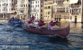 Les courses de Caorline, la caorlina de Murano
