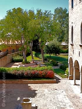 Île de Murano, les jardin du musée du verre