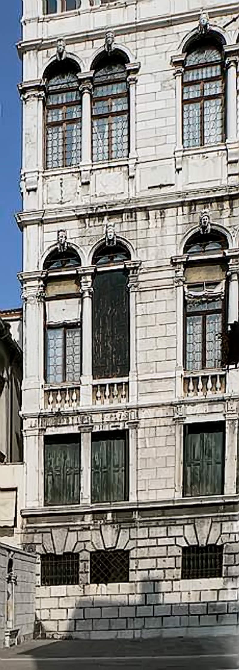 Palais Pisani sur le Campo Pisani