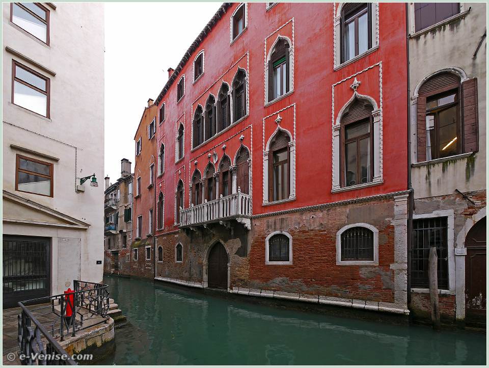 Le Palais Bragadin Carabba Venise La Maison Palazzo De Casanova à ...