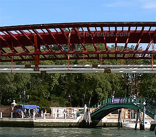 Le nouveau Pont de Venise pour relier la gare Santa Lucia à la Piazzale Roma