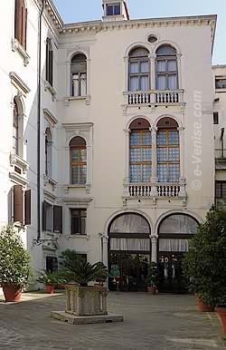 Le Palazzo Vendramin Calergi ou est mort Richard Wagner à Venise