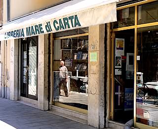 Librairie et éditions Mare di Carta à Venise Fondamenta dei Tolentini