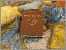 coussins en tissu Mariano Fortuny au magasin Colorcasa à Venise
